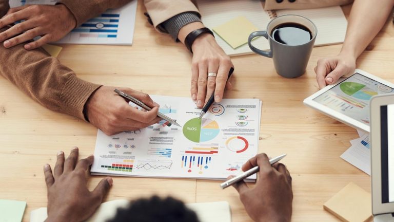 build an effective marketing team